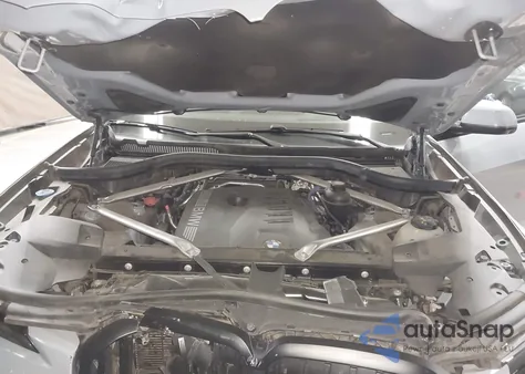 2023 BMW X7 xDrive40I z USA, uszkodzony, nr VIN 5UX23EM05P9R58577